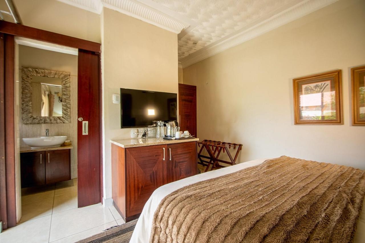 The Victoria Falls Deluxe Suites Экстерьер фото