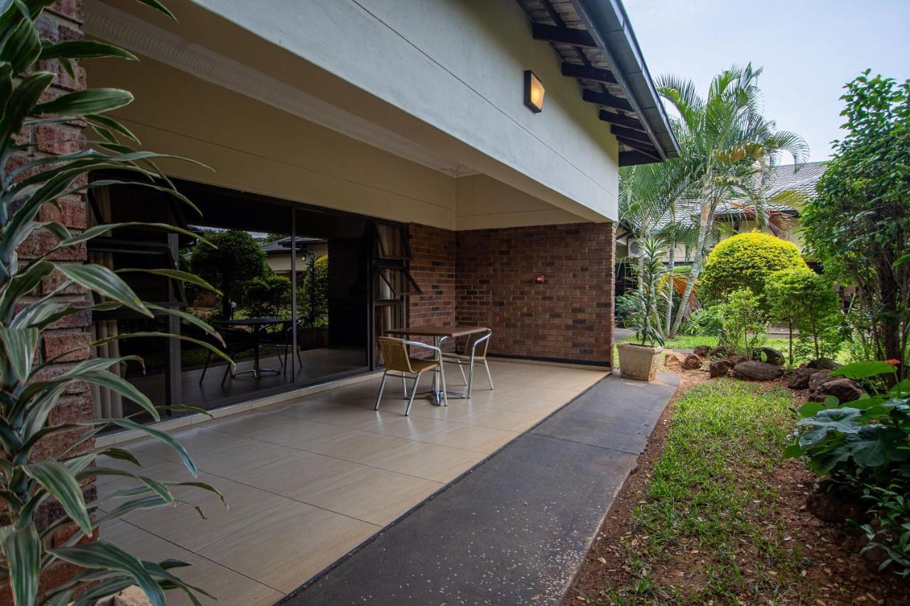 The Victoria Falls Deluxe Suites Экстерьер фото